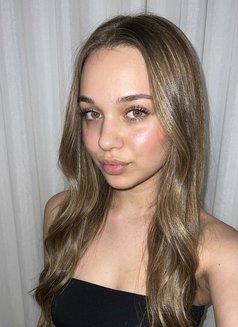 Ritza - escort in Dubai Photo 1 of 6