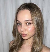 Ritza - escort in Dubai Photo 1 of 6