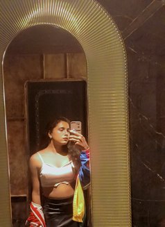 Riu - Transsexual escort in Candolim, Goa Photo 5 of 5