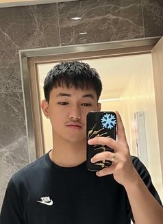 River - masseur in Riyadh Photo 6 of 10