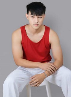 River - masseur in Riyadh Photo 7 of 10