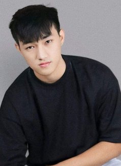 River - masseur in Riyadh Photo 9 of 10