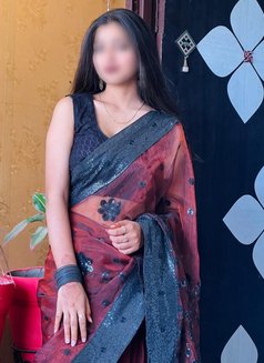 Disha Independent Indian Model - escort in Dubai Photo 1 of 14
