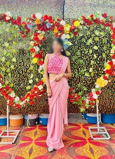 Disha Independent Indian Model - escort in Dubai Photo 5 of 14