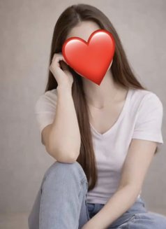Riya - escort in Noida Photo 10 of 14