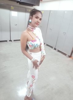 Riya Aggarwal New Delhi Escort - escort in New Delhi Photo 1 of 2