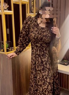Riya Bharti Real Meet and Cam Show - escort in Chennai Photo 2 of 3