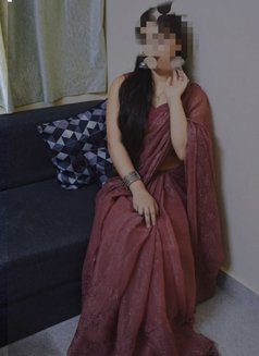 Riya Bharti Real Meet and Cam Show - escort in Chennai Photo 2 of 2