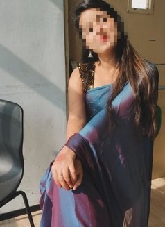 Riya bharti Real Meet and Cam Show - escort in Indore Photo 5 of 5