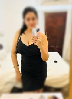 TANU CAM & MEET GFE INDEPENDENT - escort in Mumbai Photo 1 of 4