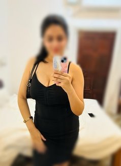 TANU CAM & MEET GFE INDEPENDENT - escort in Mumbai Photo 3 of 4