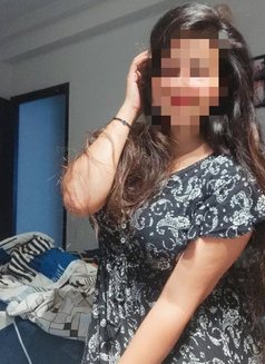 ꧁Riya꧂[ Cam & Real Meet ] - puta in Hyderabad Photo 2 of 4