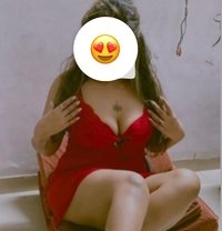 Riya (Cam Show & Meet) - puta in Chennai