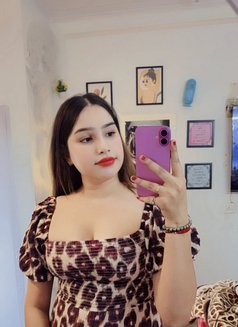 Riya Choudhary - puta in Jaipur Photo 2 of 8