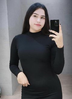 Riya Choudhary - puta in Jaipur Photo 3 of 8