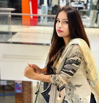 Riya Choudhary - puta in New Delhi Photo 9 of 10