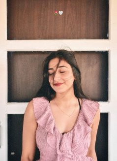 Riya - escort in Ahmedabad Photo 3 of 3