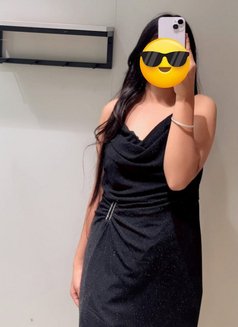 Riya - puta in Candolim, Goa Photo 1 of 1