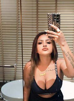 Riya Escort Service - puta in Jaipur Photo 1 of 2