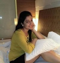 Riya Escort Service Lucknow All Area Pro - puta in Lucknow