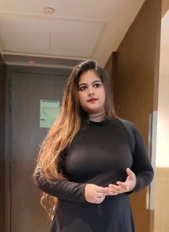 Riya Escorts Nagpur - puta in Nagpur Photo 4 of 6