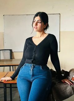 Riya Esscort 97000 Now 59064 Service - escort in Chandigarh Photo 1 of 1