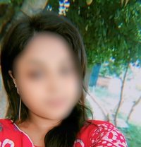 Riya for Webcam, Rmeet & Sex Chat - puta in Kochi Photo 2 of 2