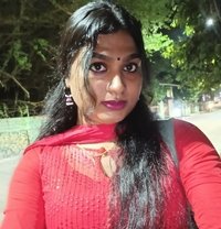 Riya Hansika - Transsexual escort in Kochi