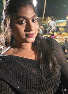 Riya Hansika - Transsexual escort in Kochi Photo 5 of 5