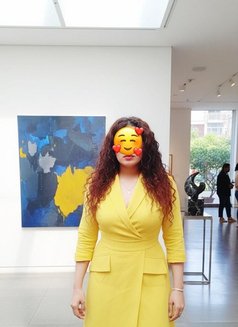 Riya here from Srilanka - escort in Dubai Photo 4 of 6