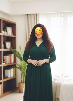 Riya here from Srilanka - escort in Dubai Photo 6 of 6