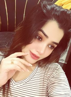 Riya Hot 🪷 - escort in Dubai Photo 4 of 6
