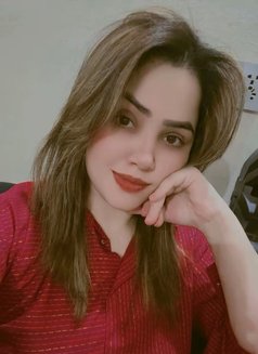 Riya Hot 🪷 - escort in Dubai Photo 4 of 8