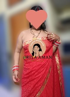 RIYA HOUSEWIFE PUNE - Intérprete de adultos in Pune Photo 10 of 11