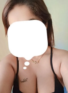 RIYA Independent Escorts Services - escort in Mumbai Photo 3 of 4