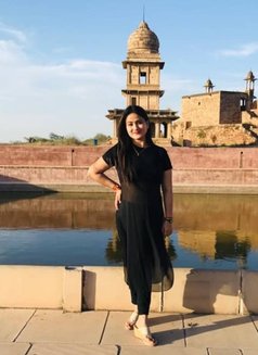 Riya Independent Girl for Cam & Meet - escort in Pune Photo 1 of 2