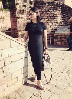 Riya Independent Girl for Cam & Meet - escort in Pune Photo 2 of 2