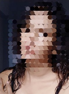 Riya, independent girl - escort in Mumbai Photo 7 of 9