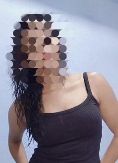 Riya, independent girl - escort in Mumbai Photo 9 of 9