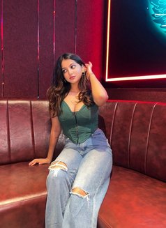 Riya Independent Hot Sexy Call Girl Avai - escort in Pune Photo 1 of 2