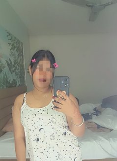 Riya, Independent Queen, escort - puta in Ahmedabad Photo 2 of 3