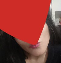 Ashnoor Independent - puta in Gurgaon Photo 1 of 5