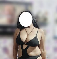 Riya Independent Wife - puta in Pune