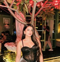 Riya Indian Babe - puta in Dubai