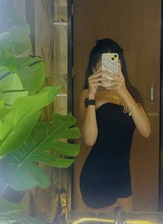 Riya - escort in Ahmedabad Photo 2 of 3