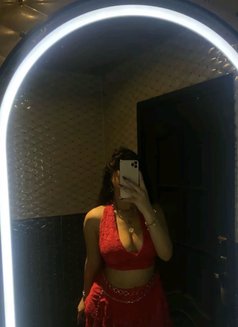 Riya - escort in Ahmedabad Photo 2 of 4