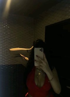 Riya - escort in Ahmedabad Photo 3 of 4