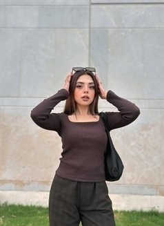 Riya - escort in Bangalore Photo 4 of 7