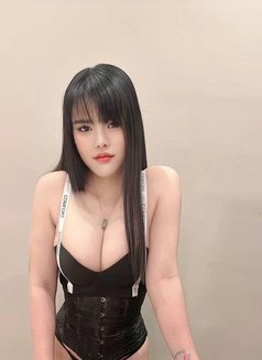 Riya - escort in Bangalore Photo 6 of 6