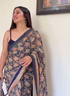 Riya - escort in Bangalore Photo 2 of 2